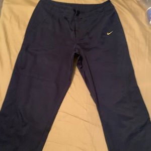 nike capri sweat pants